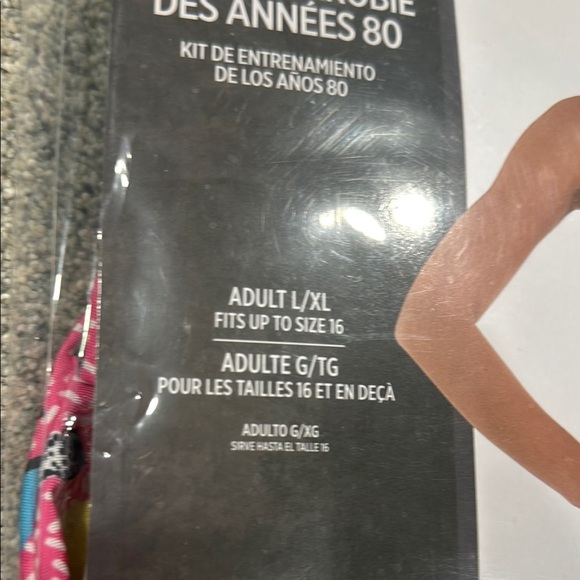 80's Workout Kit with Pink and Blue Pattern - Picture 3 of 5